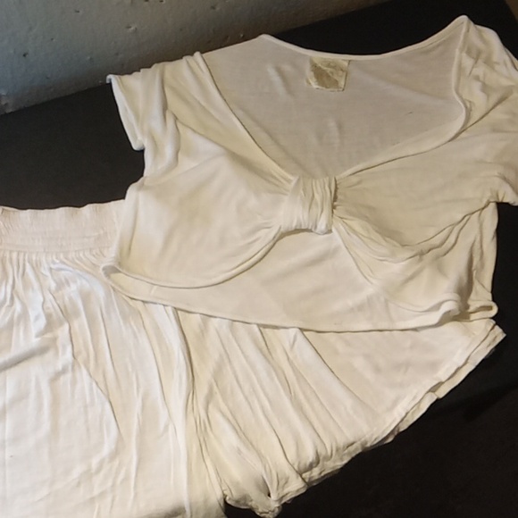 Short set - Picture 8 of 9